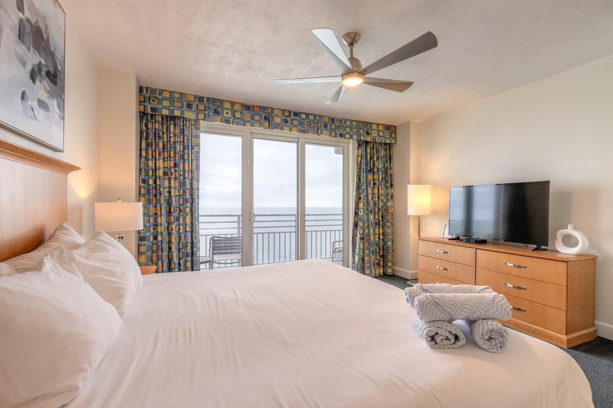 Beachfront Bliss At Ocean Walk Resort - Unit 1701 Daytona Beach Exterior photo